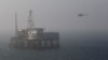 Нефтяная вышка в Каспийском море