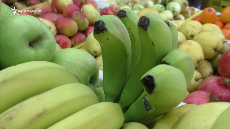 Täze ýyl baýramynyň öňüsyrasyndaky azyk ýagdaýy  'tankytçylaryň sanyny köpeldýär'