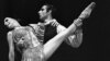 Балерина Алисия Алонсо и солист Большого театра Азарий Плисецкий в сцене из балета "Кармен-сюита в Москве, 1969 год
