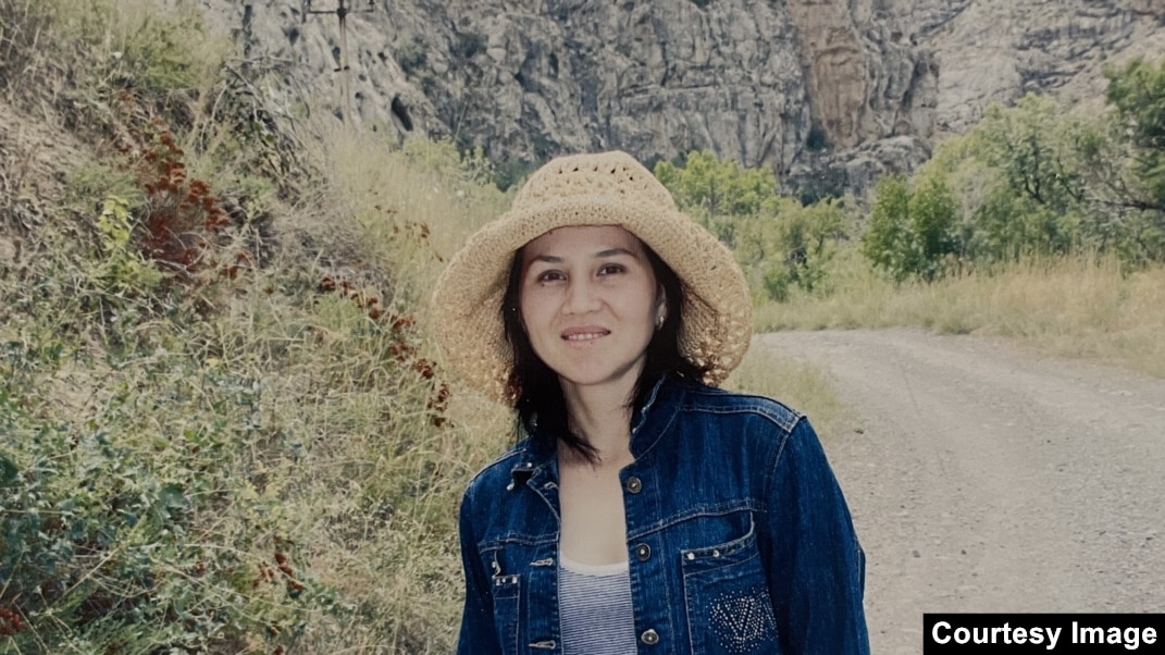 Мен ас үйде бір әйелді ұрдым