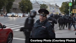 Акция против мобилизации в Петербурге, во время которой задержали Дениса Скопина