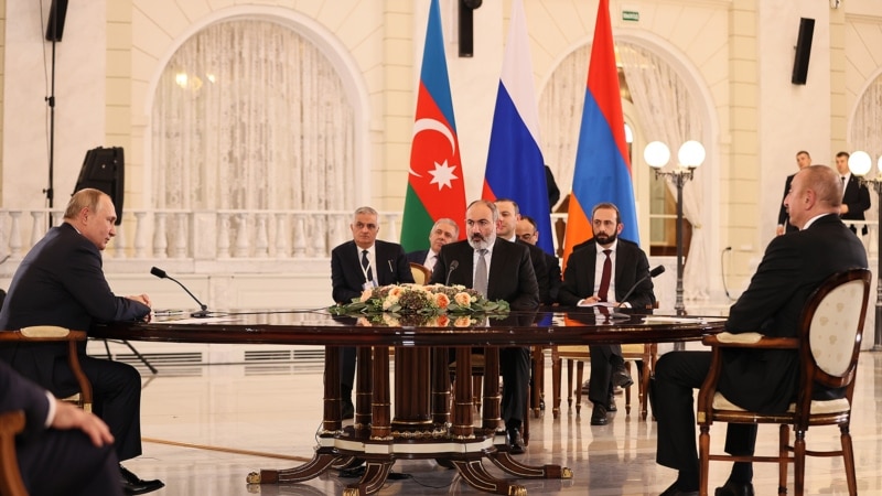 По предложению российской стороны в Москве запланирована встреча Пашинян-Путин-Алиев
