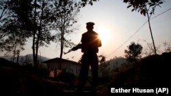 جنبش «کیا» با «ارتش استقلال کاچین» شش دهه است که با هدف کسب اختیارات بیشتر در اداره خودمختاری منطقه کاچین مبارزه می‌کند.