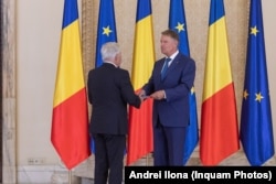 Angel Tîlvar depune jurământul în fața președintelui Klaus Iohannis, 31 octombrie 2022