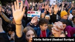 Protest la Budapesta, în sprijinul profesorilor, pentru salarii mai mari și împotriva scumpirilor, Ungaria, duminică, 23 octombrie 2022.