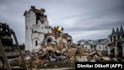 Трагический символизм разрушенного российскими обстрелами монастыря УПЦ (МП) – фотосвидетельство