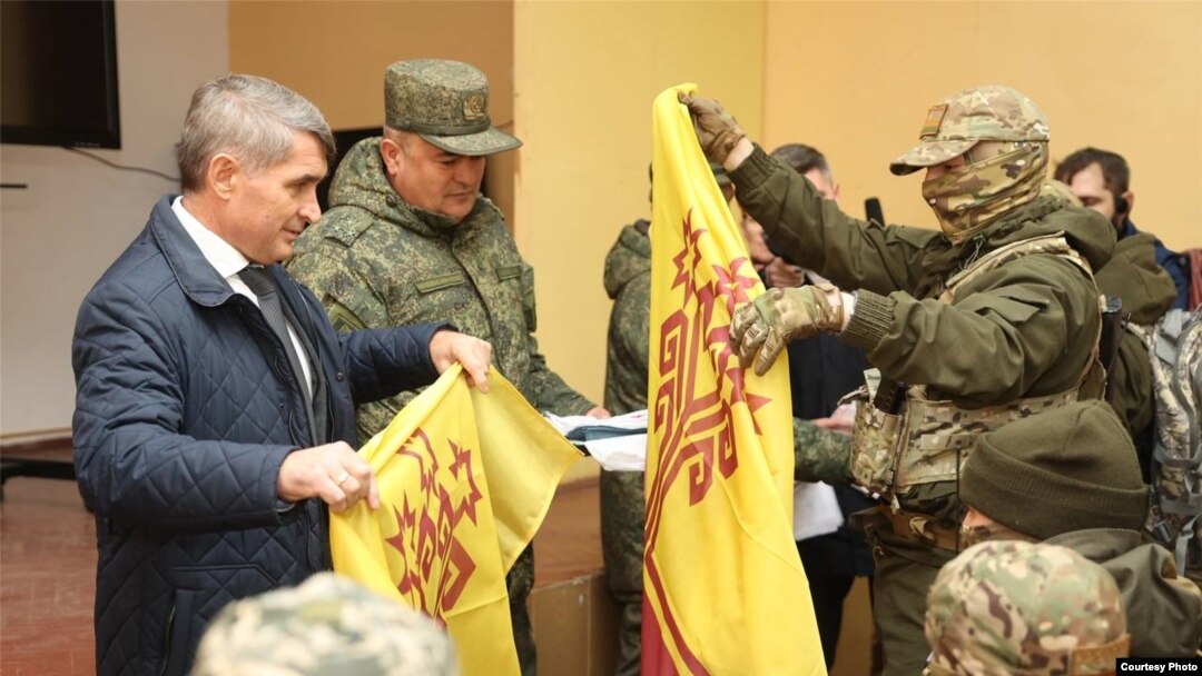 Олег Николаев