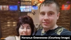 Natalya Olenikova and her son Bogdan, who died fighting in Ukraine.