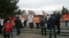 Новосибирск: жители провели пикет за снос рынка и мусорного полигона