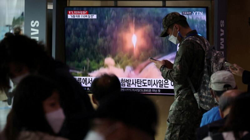 Северна Кореја со артилериски истрели и прелети на авиони во близина на границата 