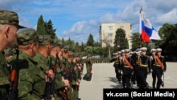 Кримчани, мобілізовані Росією на війну з Україною, на базі 810-ї бригади морської піхоти у Севастополі, 27 вересня 2022 року