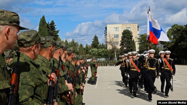 Кримчани, мобілізовані Росією на війну з Україною, на базі 810-ї бригади морської піхоти у Севастополі, 27 вересня 2022 року