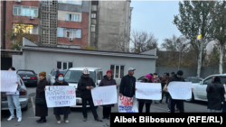 Bişkek. Protestçiler. 