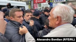 Протистояння у центрі Кишинева. Проросійська партія «Шор» привела людей в урядовий квартал. Молдова