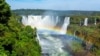 Водопад Игуасу на границе Бразилии, Аргентины и Парагвая