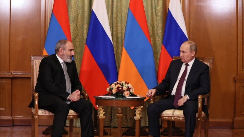 Pashinian, Putin Discuss Upcoming CSTO Summit In Armenia 