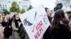 Tüntetés az abortusz törvény szigorítása miatt a Kossuth téren, 2022.09.28-án
