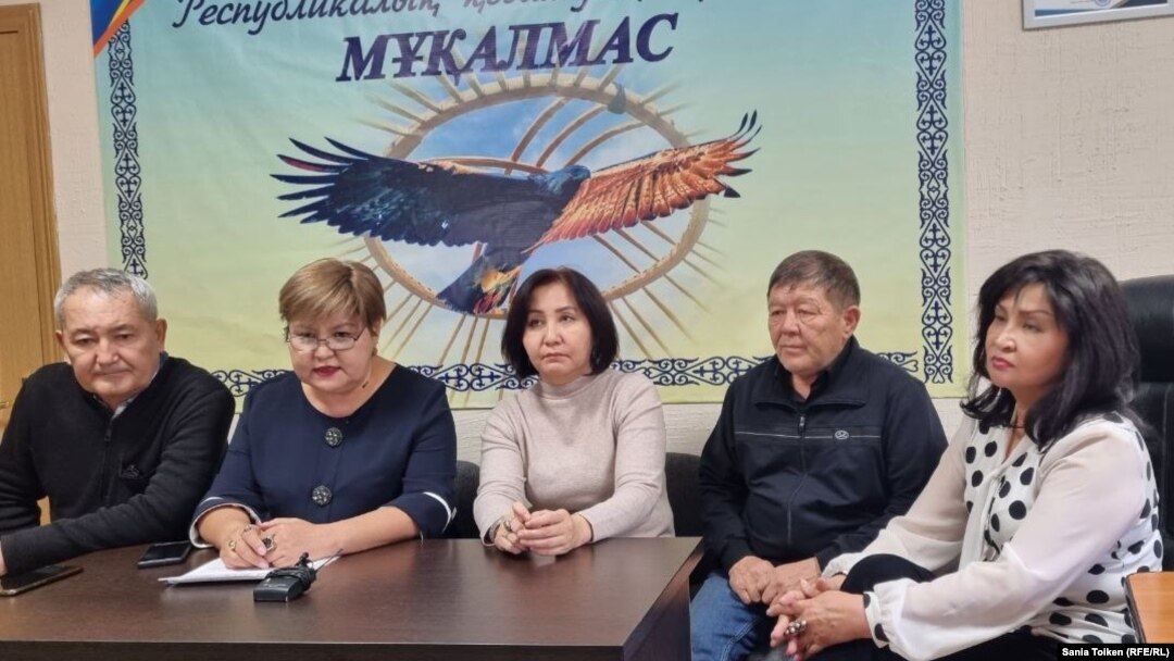 Эрикпен секс ресейлік пикап Анжелика Варум, әнші, жалаңаш