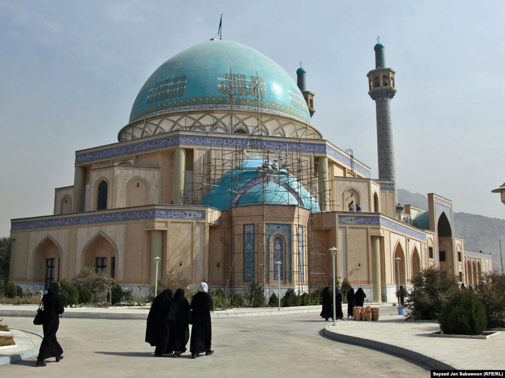 The mosque at Khatam-al Nabyeen University in Kabul. (file photo)