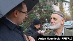 Адвокат Николай Полозов и ветеран крымскотатарского движения Энвер Муслитдинов