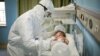 یک نوزاد مبتلا به کرونا در بیمارستان اطفال ووهان