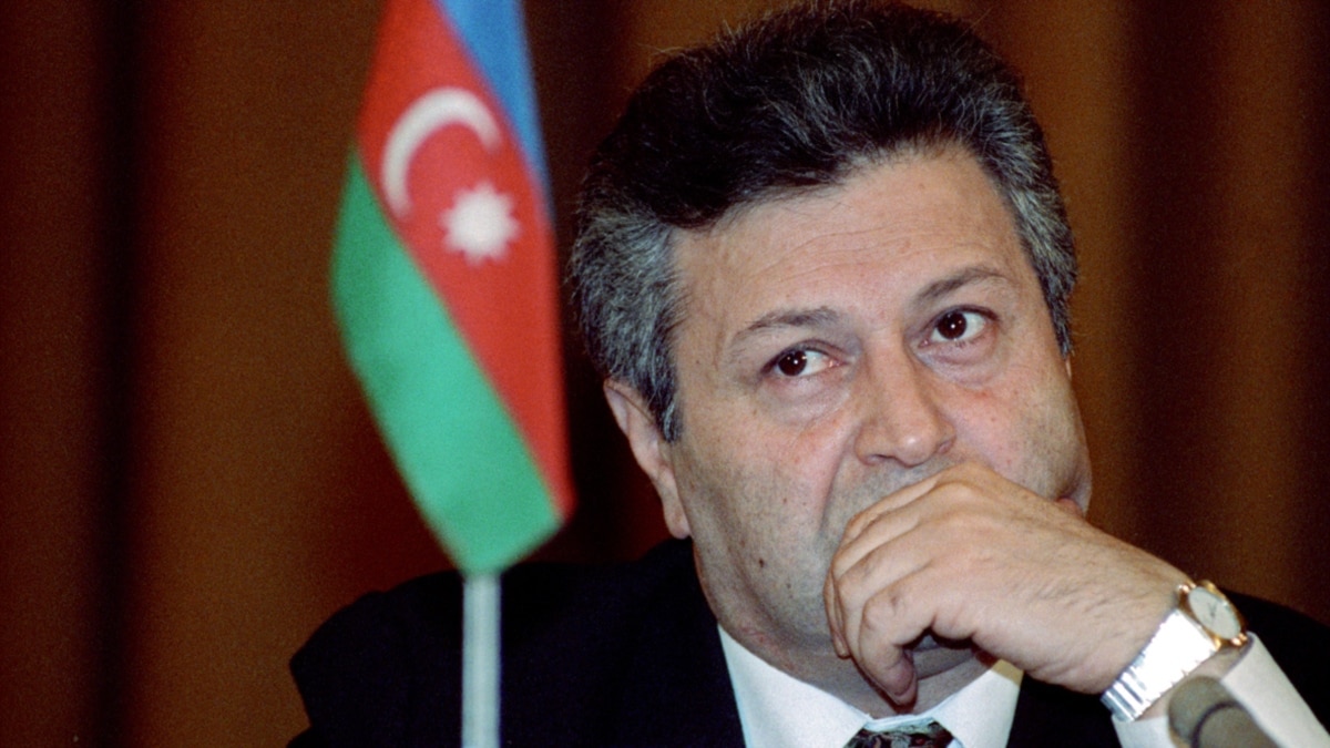 Azerbaijani Ex-President Returns From Exile