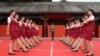 Подготовка к параду в КНР – участницы учатся ходить в ногу 