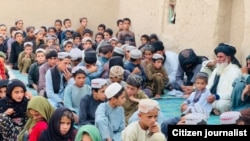 افغانستان ـ په کندهار کې د یو خیریه بنسټ له خوا اداره کېدونکی ښوونځی.
