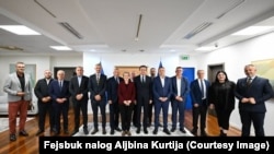 Përfaqësuesit e partive shqiptare nga Lugina në jug të Serbisë priten në takim në Prishtinë nga kryeministri i Kosovës, Albin Kurti, më 29 shtator 2026.