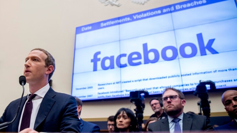 Facebook largon nga puna 11 mijë njerëz