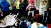 Ուկրաինացի փախստականները, Պշեմիշլ Գլովնի ավանի երկաթուղային կայարարան, Լեհաստան, 9 ապրիլի, 2022թ.