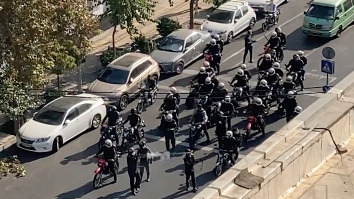 Iran's Chief Of Police Threatens Harsher Crackdown On Protesters - Vimarsana News