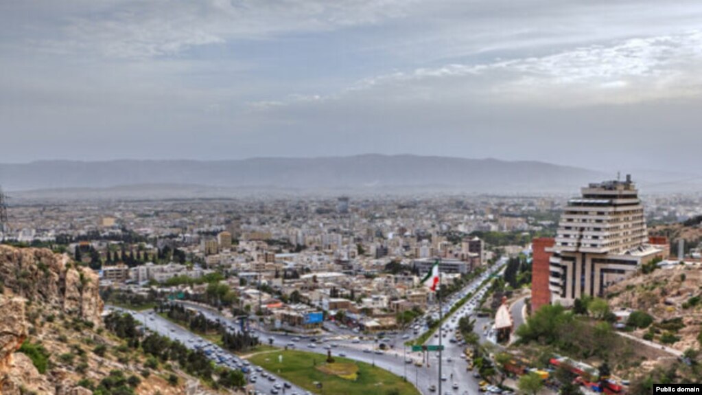 نمایی از محله معالی‌آباد در شیراز