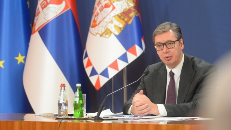 Vučić izjavio da su dronovi iznad vojnih objekata 'svojevrstan vid agresije'  