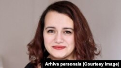 Olivia Vereha, cofondatoare Code for Romania, vrea să găsească soluții tehnologice pentru folosirea informațiilor publice cu mai multa ușurință. 