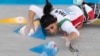 Елназ Рекаби по време на финала на шампионата на Азия 