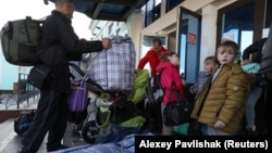 Росія вивозить жителів Херсона з дітьми до Криму, Джанкой, 2 листопада 2022 року