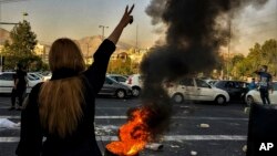 Human rights groups estimate that around 20,000 people have been arrested in connection with the protests so far. The Norway-based Iran Human Rights Group estimates that around 100 prisoners may face the death penalty.