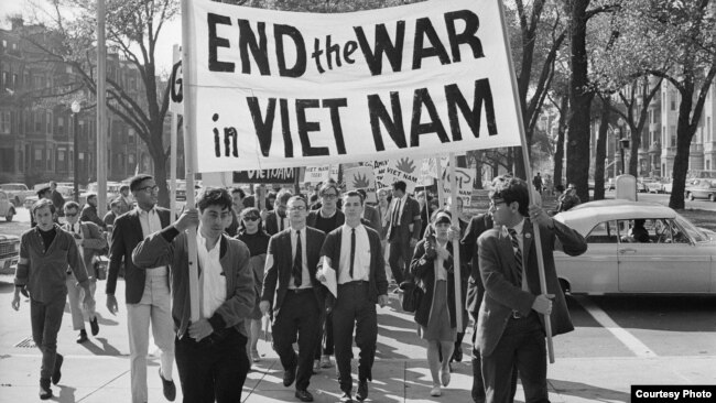 Американцы против Вьетнамской войны