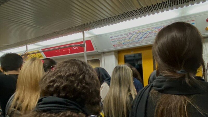 حجاب اجباری در مترو؛ شهردار تهران از برخورد «ایجابی سنگین» با زنان در ۷۰ ایستگاه خبر داد