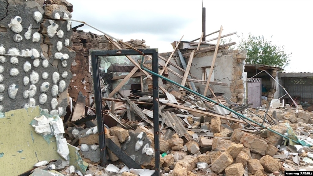 Зруйнований будинок у с. Князівка Херсонської області