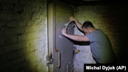 У країнах-сусідах України після «ядерних» погроз Путіна перевіряють об'єкти укриття (фотогалерея)