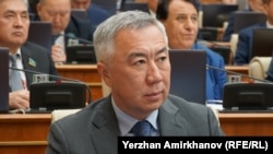 Заместитель премьер-министра Казахстана — министр торговли и интеграции Серик Жумангарин.