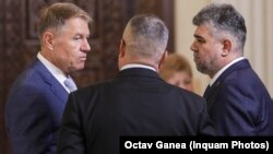 Klaus Iohannis, Nicolae Ciucă și Marcel Ciolacu, cei trei actori care vor juca rolurile principale până la rocada premierilor. După, situația se poate schimba substanțial.