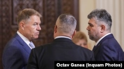 Klaus Iohannis l-a criticat pe șeful PSD, Marcel Ciolacu, pentru ieșirile la televizor. Președintele României lasă deschisă posibilitatea de a nu-l accepta pe liderul PSD ca premier, după 25 mai, când va avea loc rocada premierilor. 
