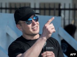 Elon Musk este unul dintre semnatarii scrisorii prin care se atrage atenția asupra pericolului dezvoltării inteligenței artificiale.