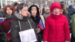 St. Petersburg Joins Nemtsov Commemoration Rallies