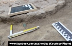 На місці розкопок знайденої цього року середньовічної печі на території Кам’янської Січі, фото Національного заповідника «Хортиця»