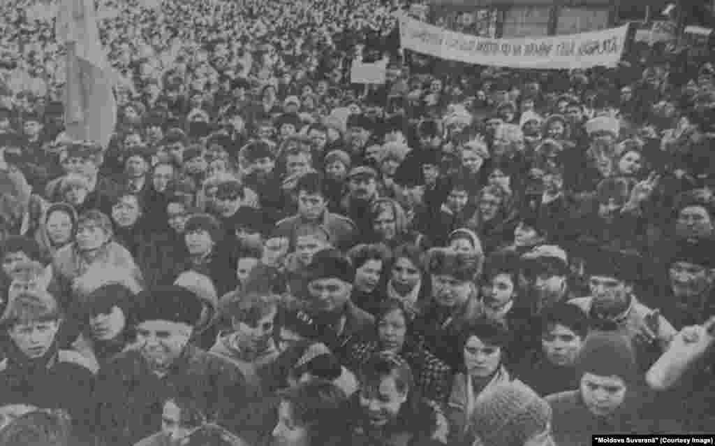 &quot;Moldova Suverană&quot;, 14 decembrie 1993, protest împotriva condamnării grupului Ilaşcu