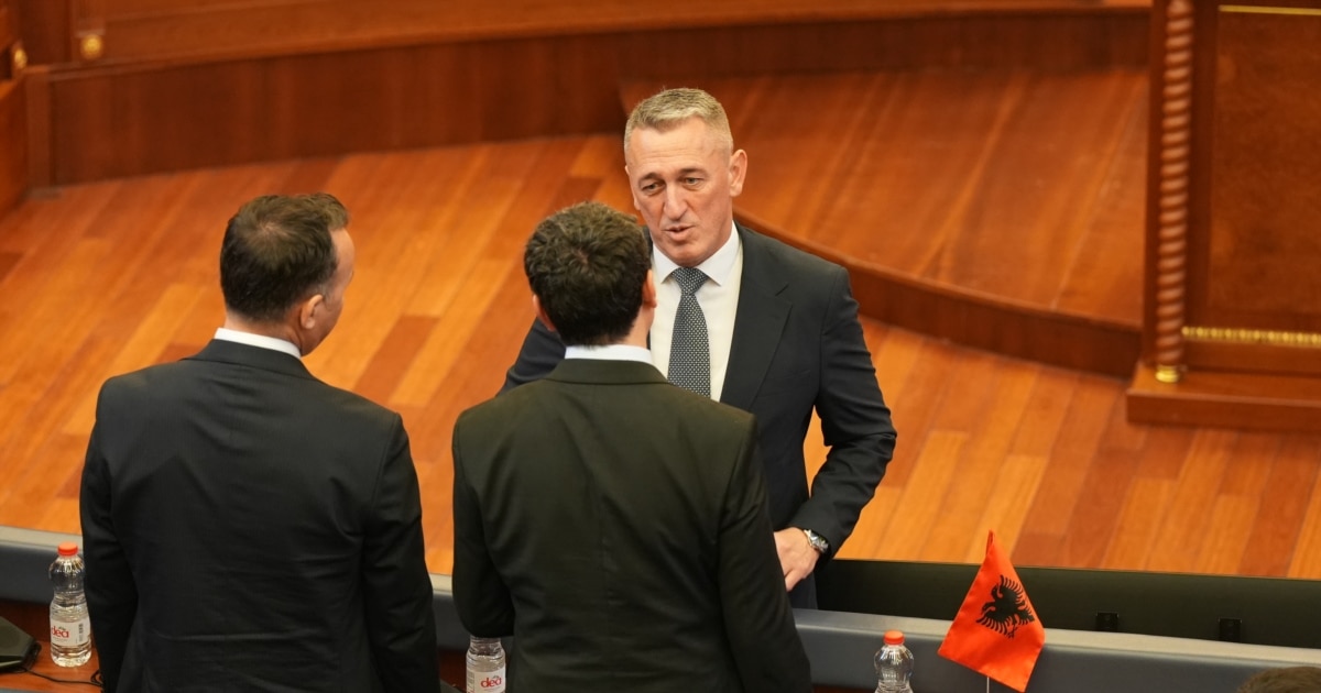 Rashiq kërkon nga Lista Serbe të deklarohet për integrimin e institucioneve serbe  Bislimi paralajmëron javë kyç